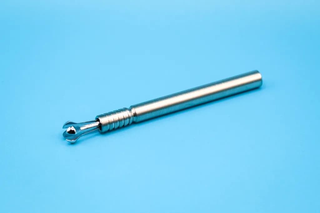 Tweezer Pencil for Sealing device for solid samples