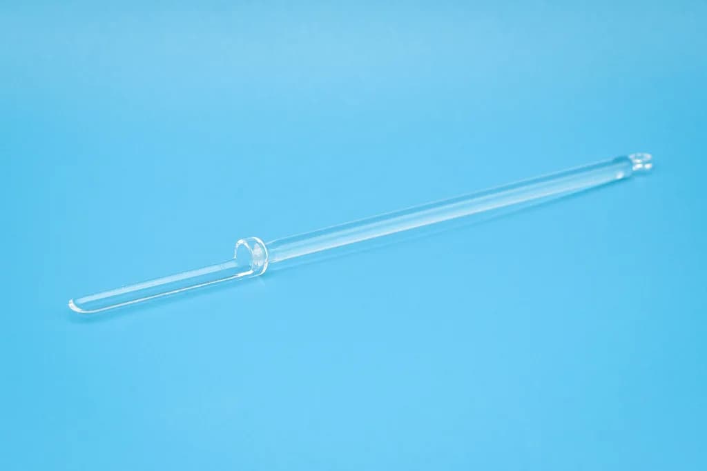 Probenträger Quarz (Stab d=5 mm) mit Öse, Löffelbreite 8 mm, Höhe ca. 3 mm / 1