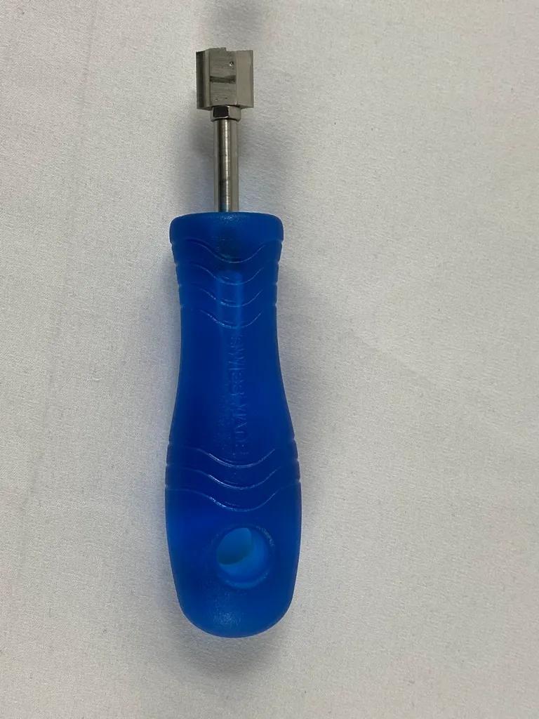 Töpfchenkratzer für Keramiktiegel mit austauschbarem Kratzer