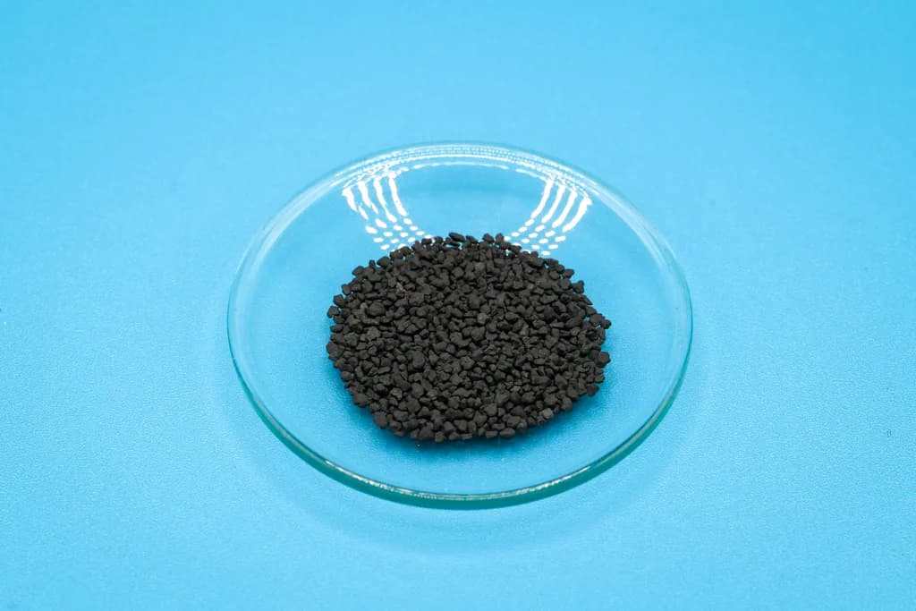 Kobaltoxid (II, III) versilbert, 8-30 mesh, 100 g